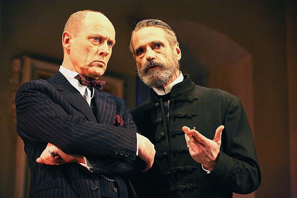 Cuoc doi bi tham cua Marai Sandor anh 3