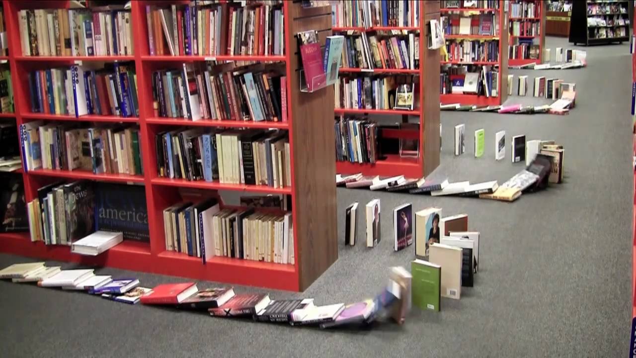 Domino sách tại Hoàng Thành ảnh 1 Domino sach tai Hoang Thanh anh 1