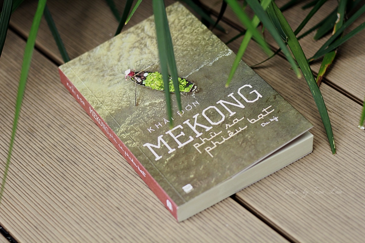 Khai Don ra mat sach du ky anh 2