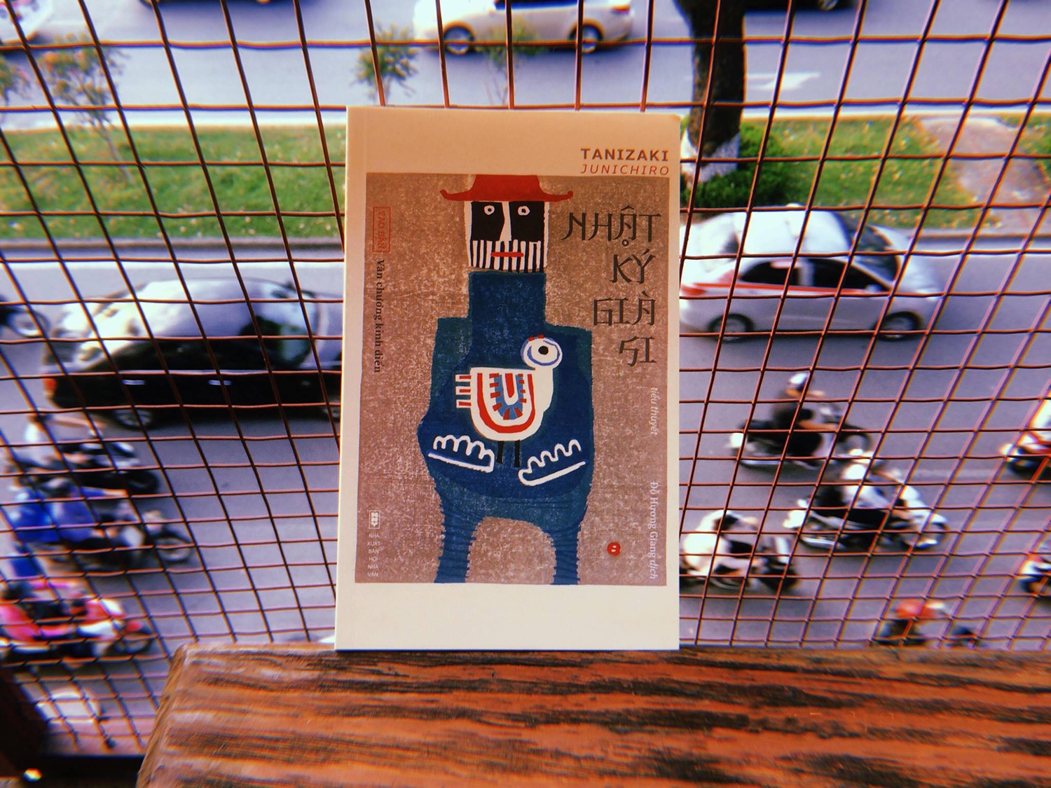 Review "Nhat ky gia si" anh 1