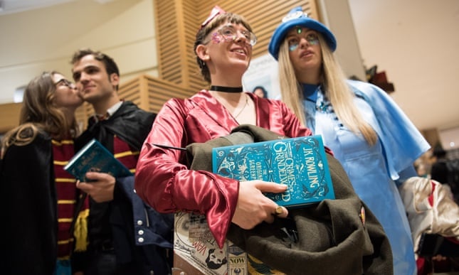 Kịch bản 'Fantastic Beasts' được yêu thích ảnh 1 Kich ban 'Fantastic Beasts' duoc yeu thich anh 1