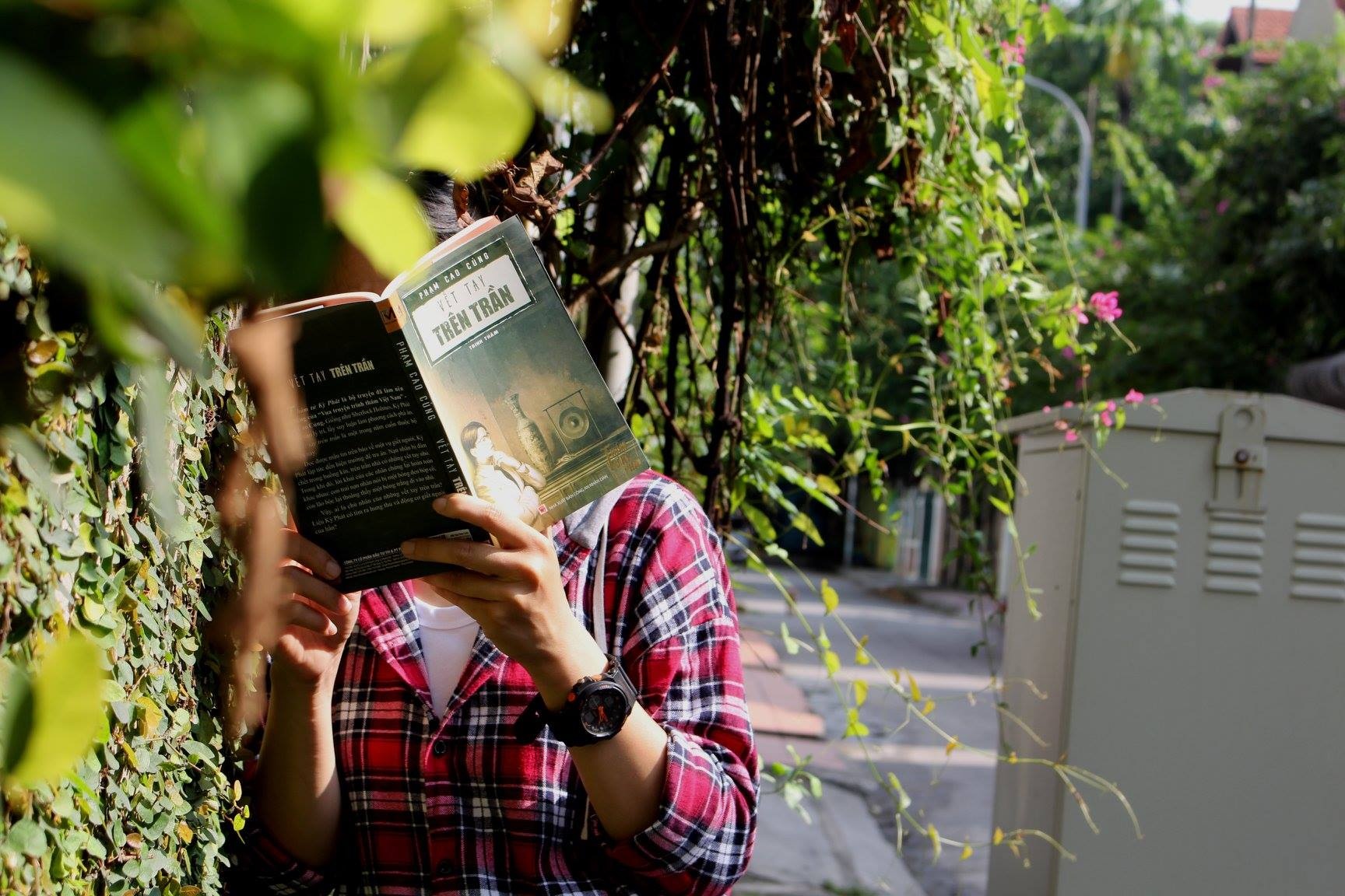 Su tro lai truyen trinh tham Ky Phat anh 2