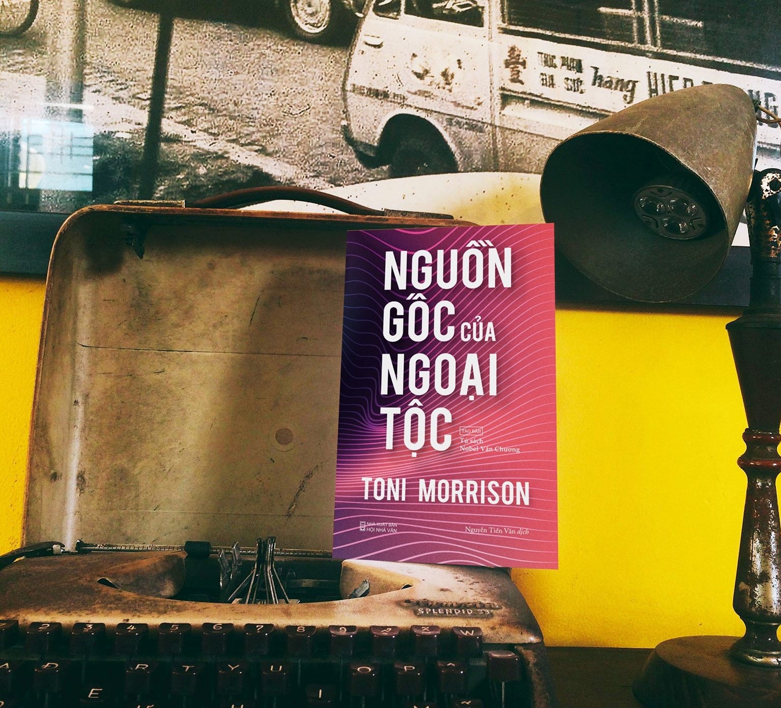 Toni Morrison ban ve van de phan biet chung toc anh 2