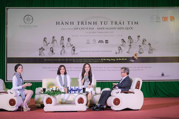 Mai Phương Thúy đọc sách từ nhỏ ảnh 3 Mai Phuong Thuy doc sach tu nho anh 3