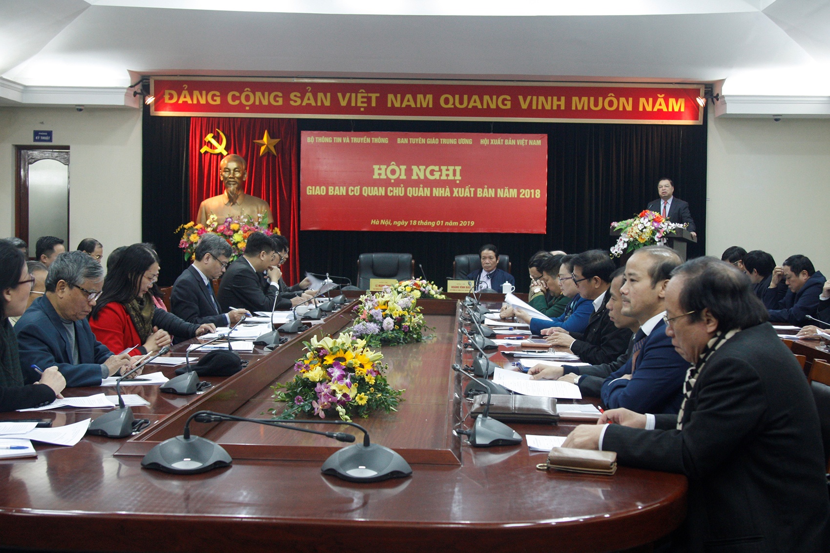 Ngành xuất bản tăng vượt trội trong năm 2018 ảnh 1 Nganh xuat ban tang vuot troi trong nam 2018 anh 1