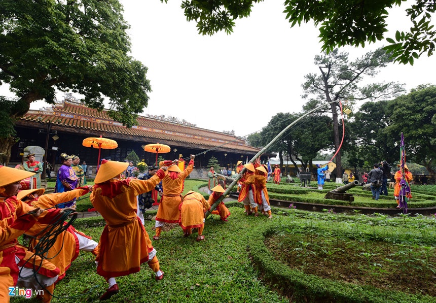 Le thuc trong thang Chap anh 1