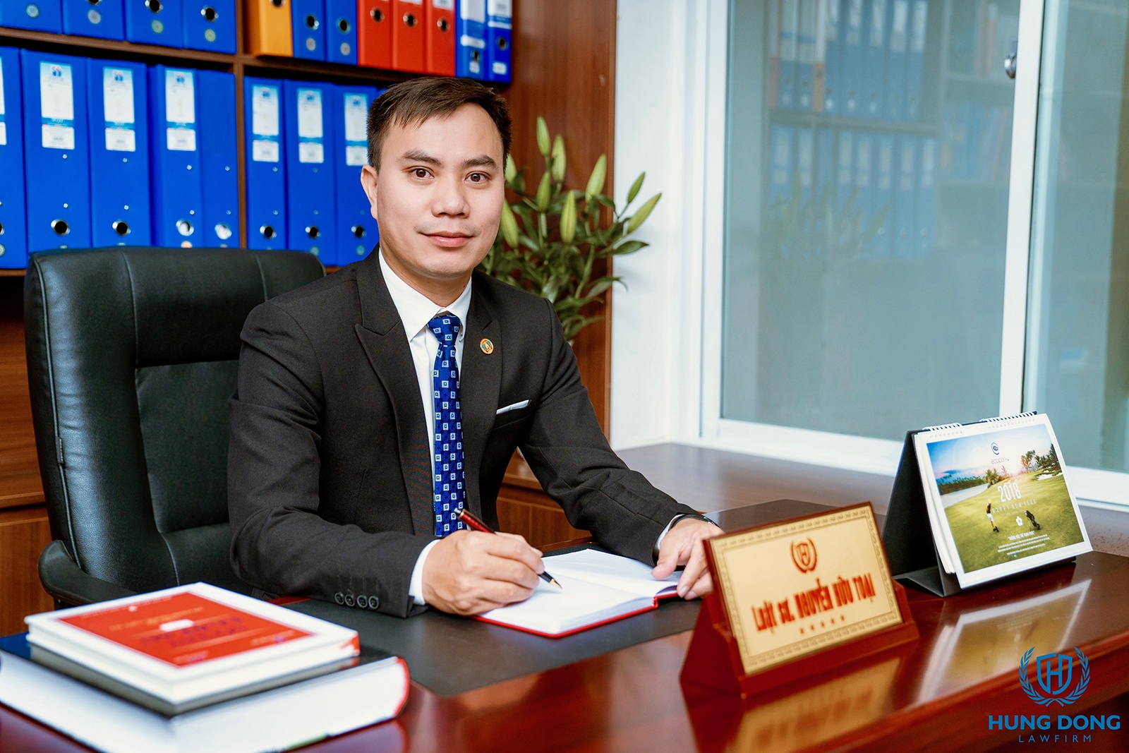 Nghe si can lam gi khi bi quay roi tinh duc? anh 1