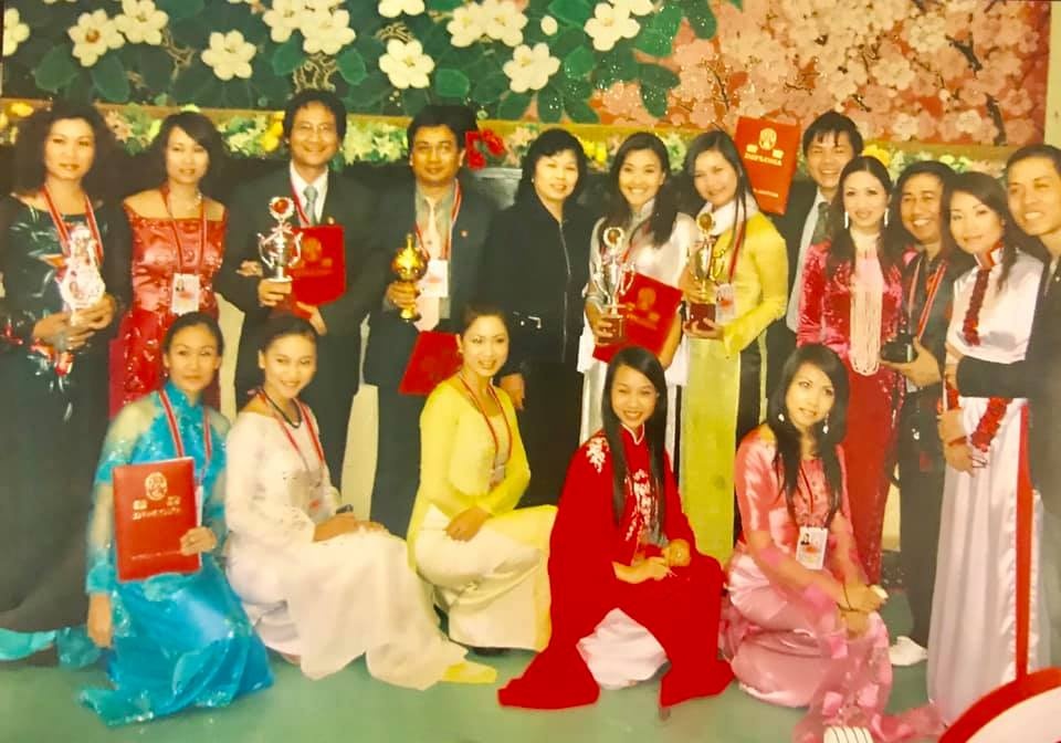 Chuyen di du festival Binh Nhuong 10 nam truoc cua doan nghe thuat Viet anh 1