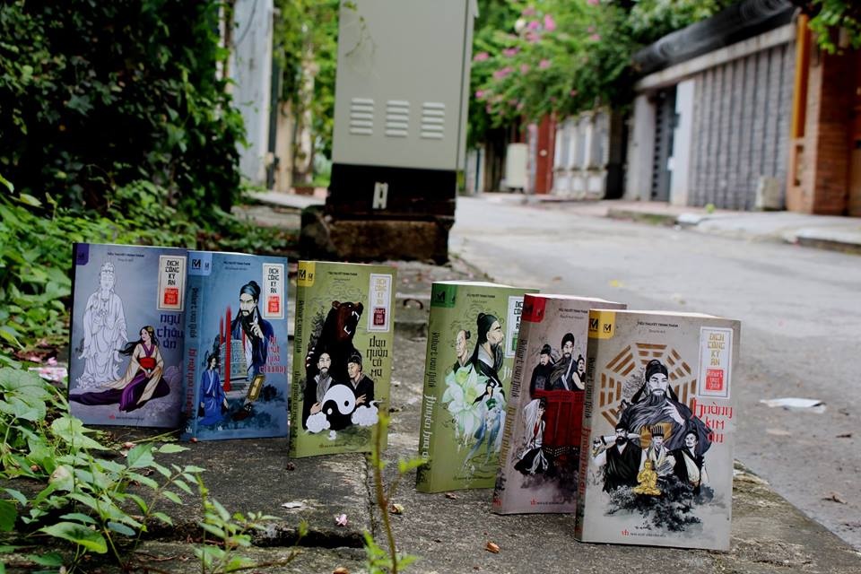 Bo sach do so ve Dich Nhan Kiet anh 1