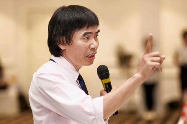 TS Le Tham Duong: 'Dem tan hon, vo chong toi loay hoay den mac cuoi' hinh anh