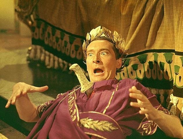 Caesar bi giet vi 23 nhat dao gam am sat cua nhung can than hinh anh