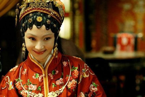 Vẻ đẹp, quyền uy và cái kết bi ai của Phượng Thư ảnh 3 Ve dep, quyen uy va cai ket bi ai cua Phuong Thu anh 3