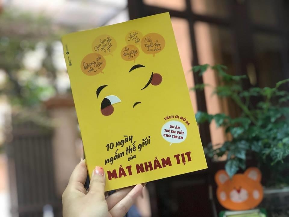 Nham tit mat ma van co the ngam the gioi va trau doi ngon ngu hinh anh