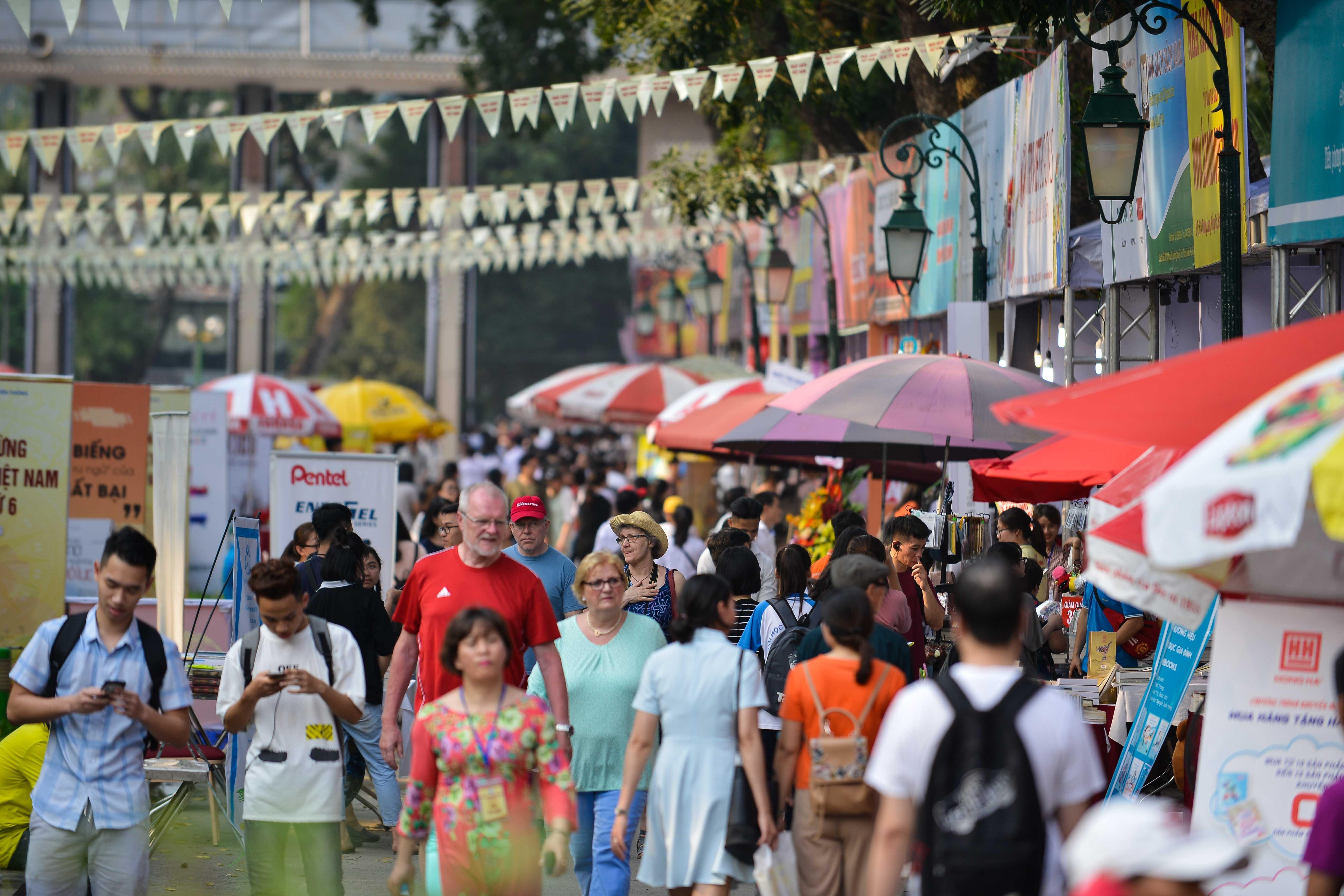 Khai mac Ngay Sach Viet Nam lan 6 anh 5