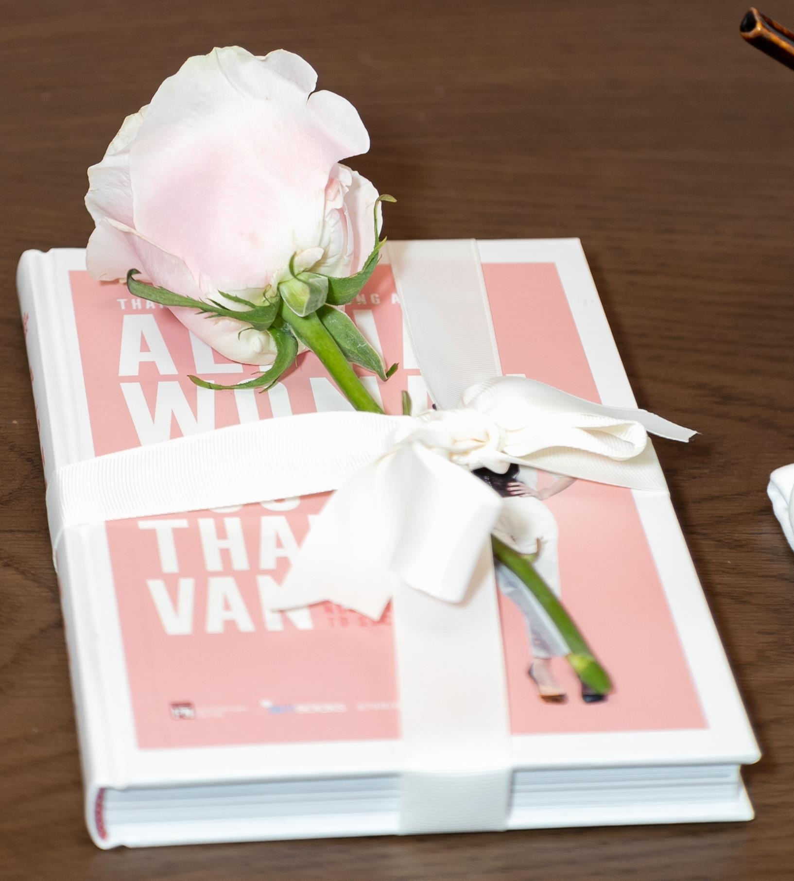 Sách của Ngô Thanh Vân ảnh 3 Sach cua Ngo Thanh Van anh 3