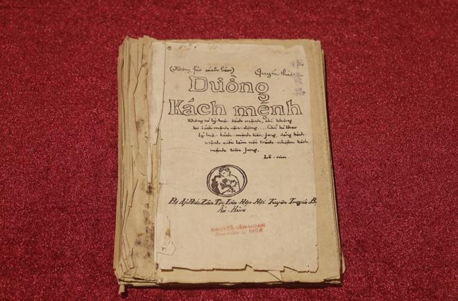 Trien lam Ho Chi Minh - Chan dung mot con nguoi anh 1