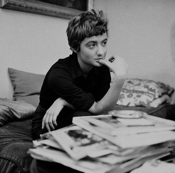 Loi song la doi, noi loan cua nu tac gia 'Buon oi  chao mi' hinh anh