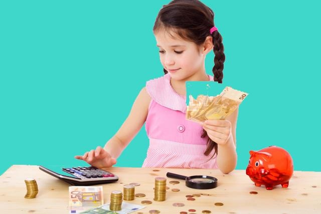 'Chung ta dung so noi voi con tre ve tien va viec kiem tien' hinh anh