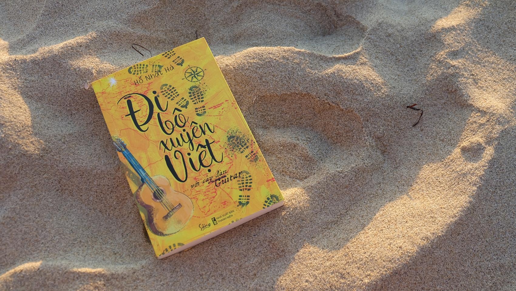 Chang trai di bo xuyen Viet anh 2