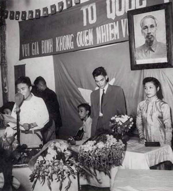 Đám cưới thời bao cấp ảnh 1 Dam cuoi thoi bao cap anh 1