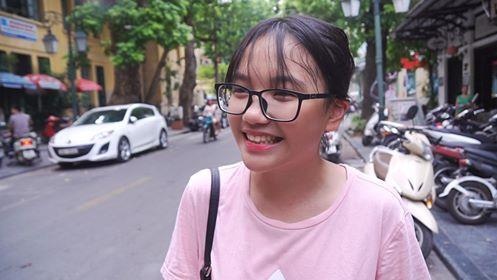 Doc gia lam gi khi mua phai sach gia? hinh anh