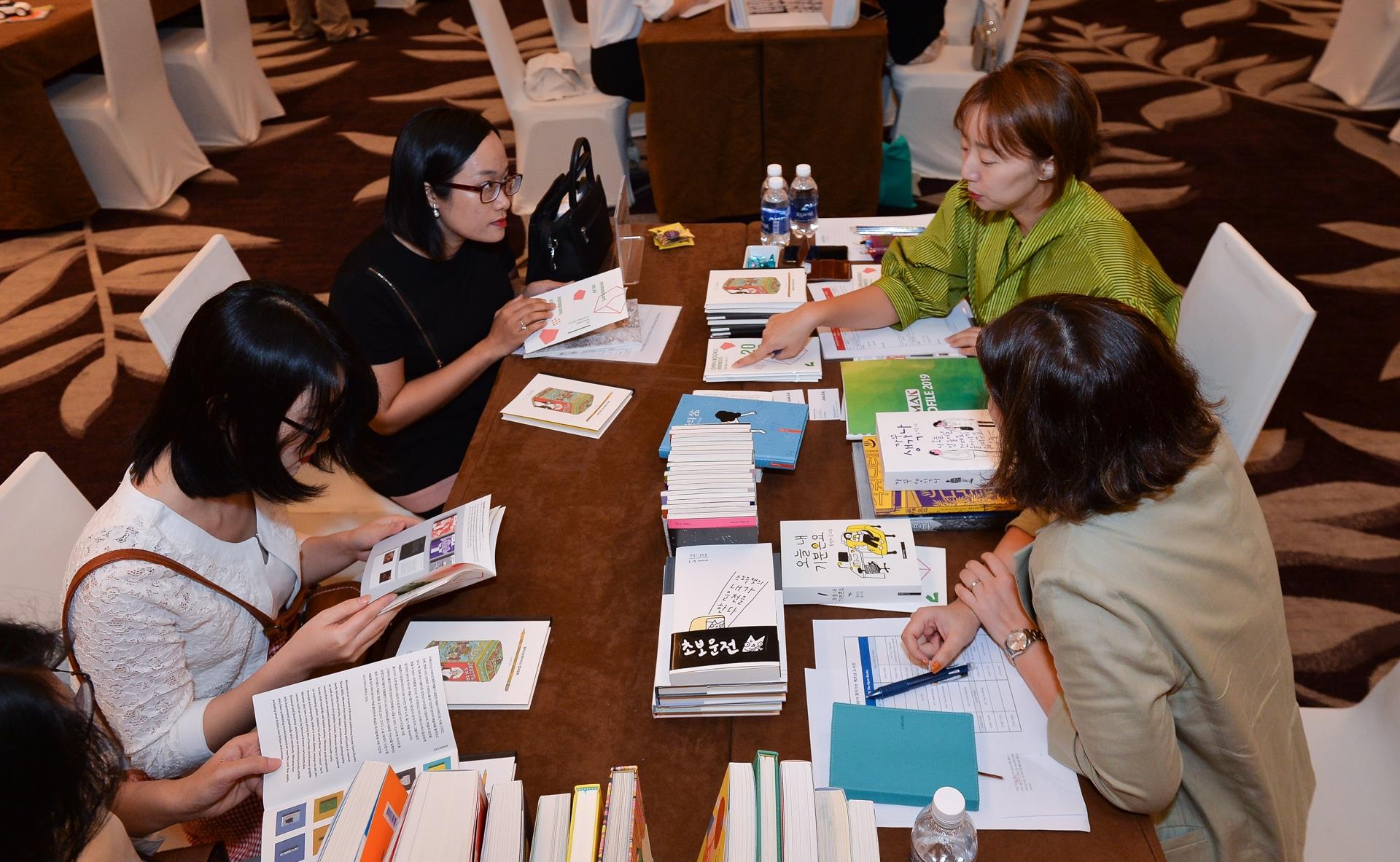 Han Quoc tang cuong xuat ban voi Viet Nam anh 1