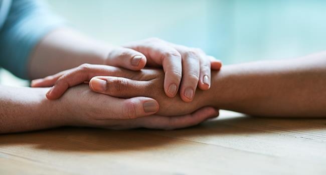 Lam the nao de dong vien nguoi tram cam anh 1