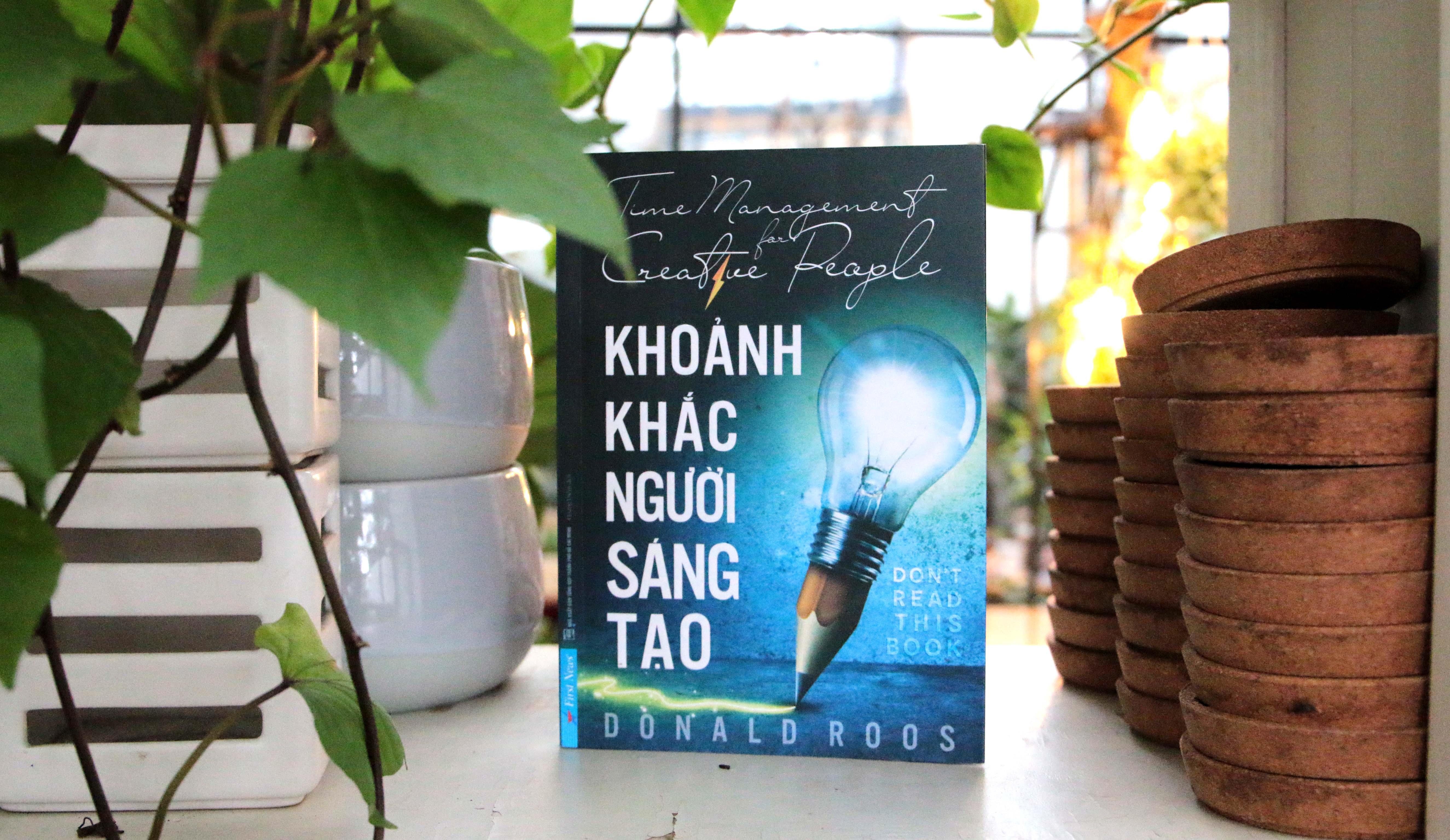 Review sach Khoanh khac nguoi sang tao anh 1
