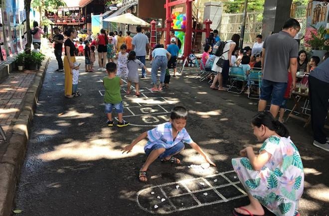 Nhung diem sang ve thi truong,  van hoa doc anh 3