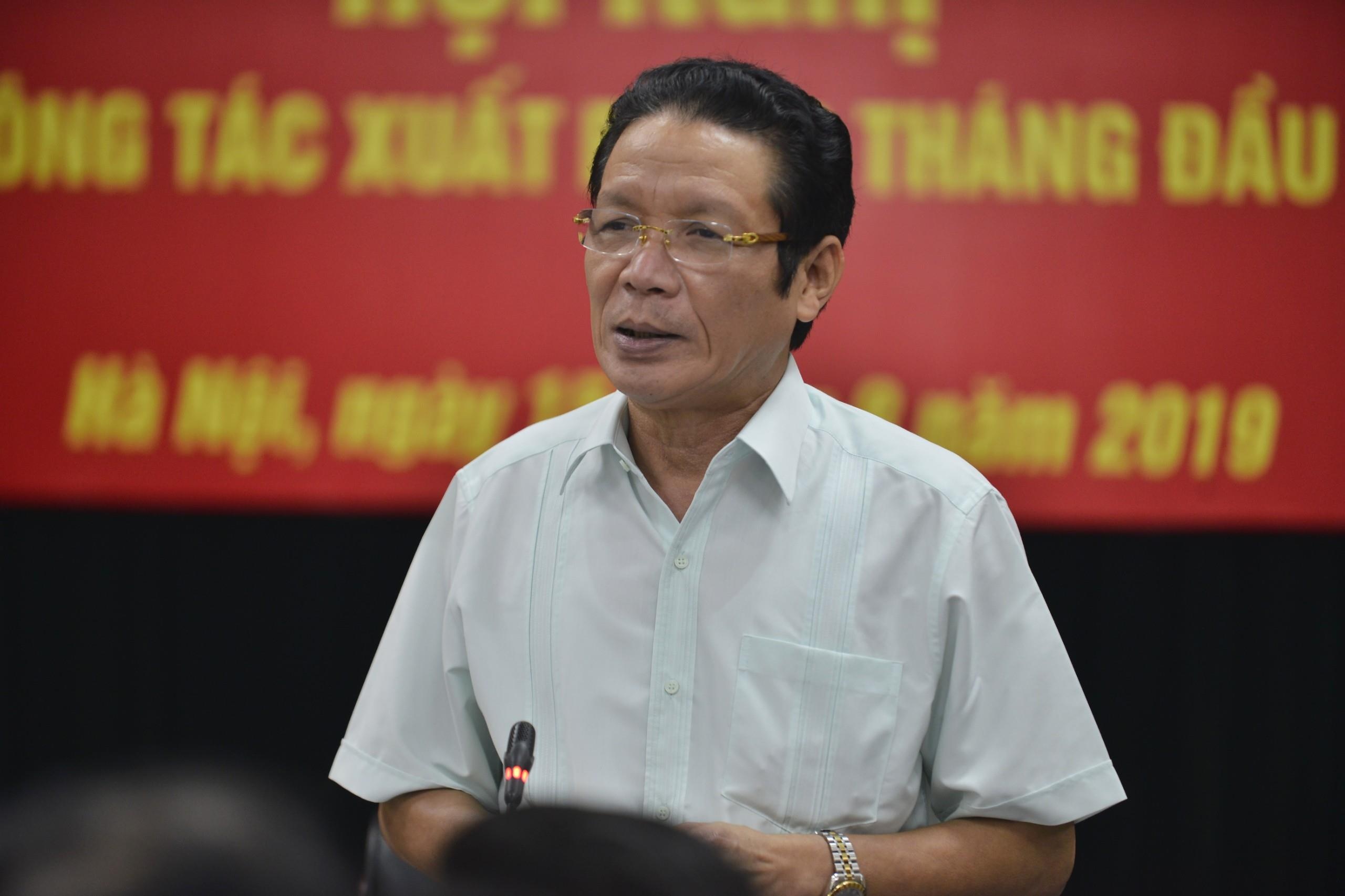 Hoi nghi xuat ban 6 thang dau nam anh 3