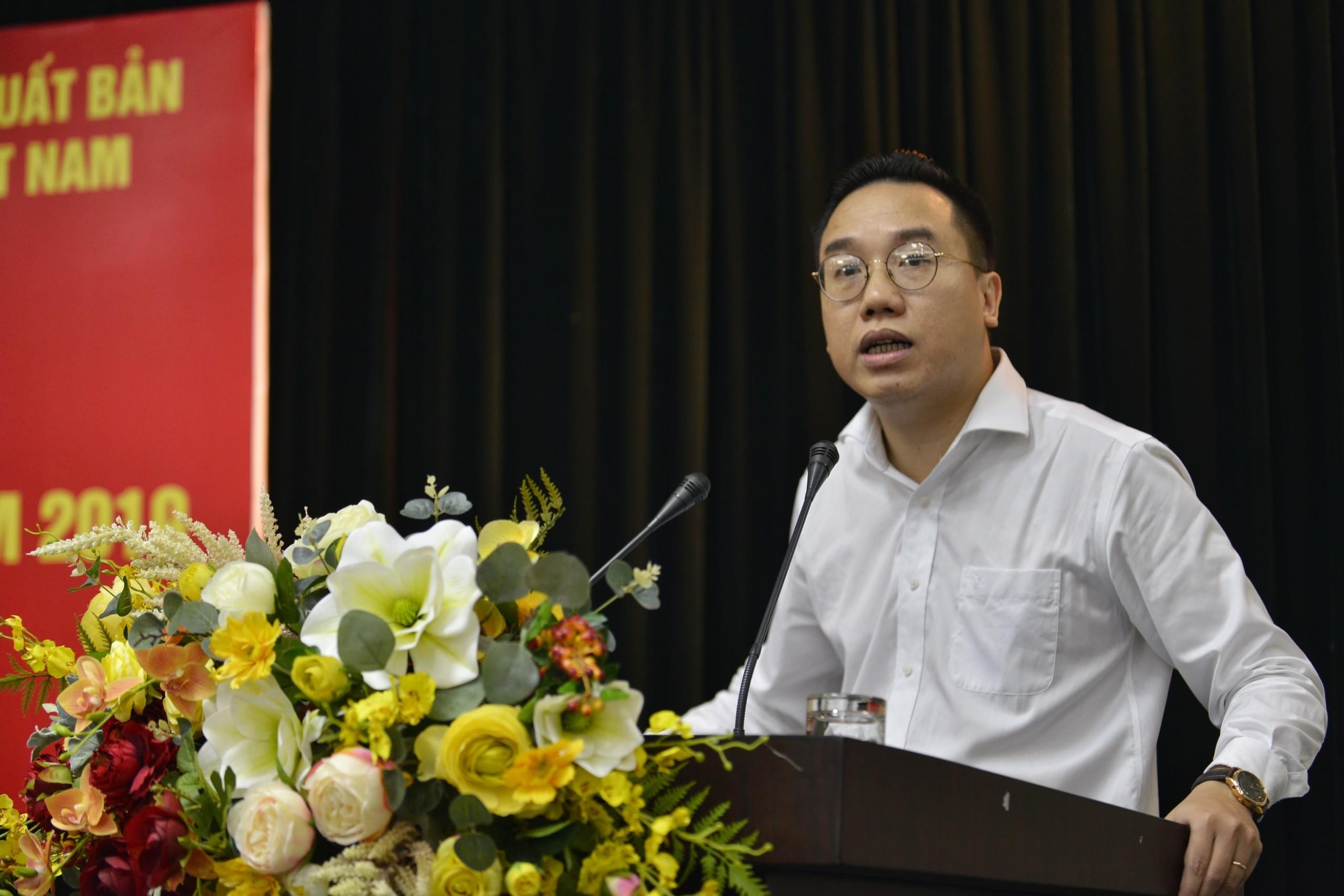 Hoi nghi xuat ban 6 thang dau nam anh 2