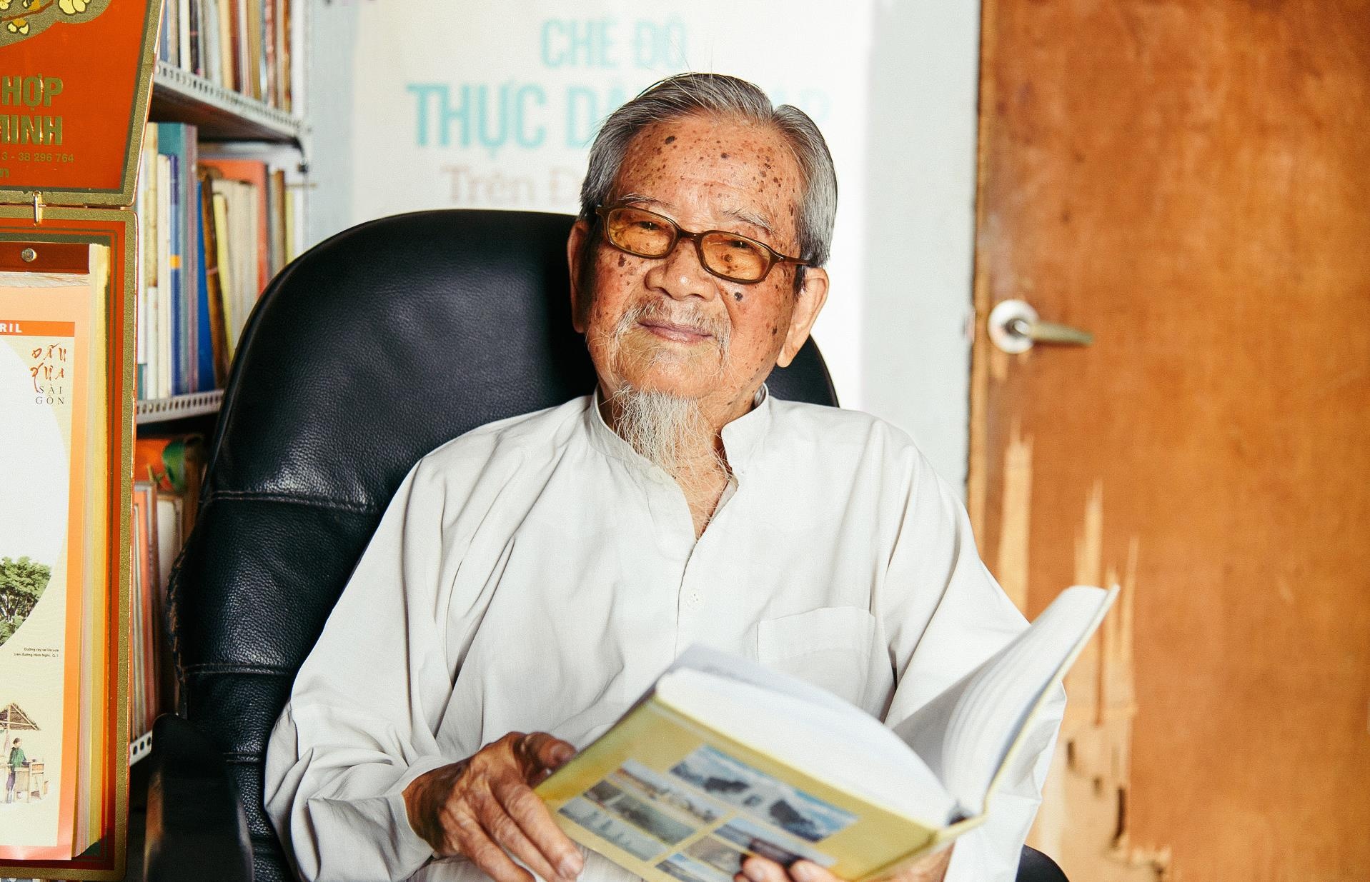 Deo bam tac gia de co sach hay ve lich su, van hoa hinh anh