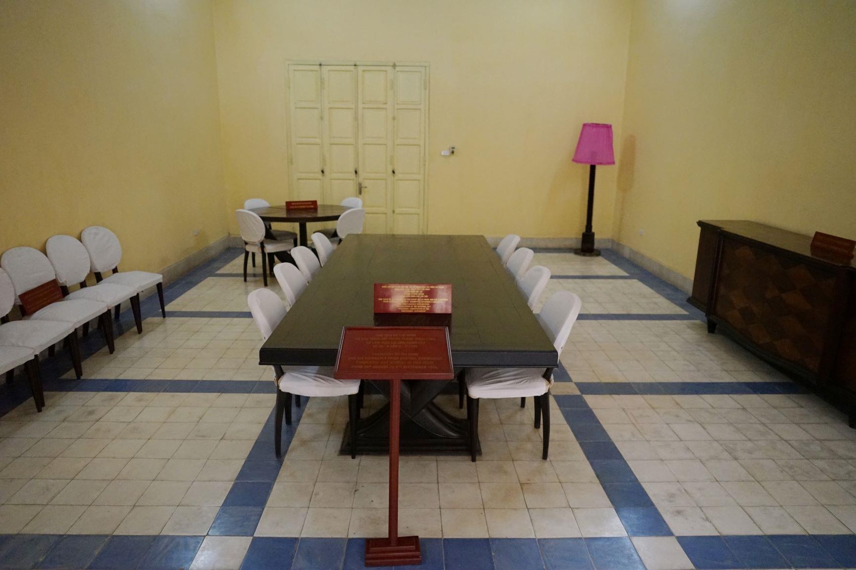 Ngoi nha noi Bac viet Tuyen ngon doc lap anh 8