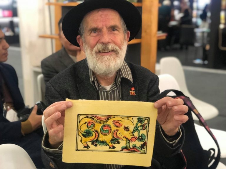 Tranh Dong Ho, sach truc chi duoc chao don tai hoi sach Frankfurt hinh anh