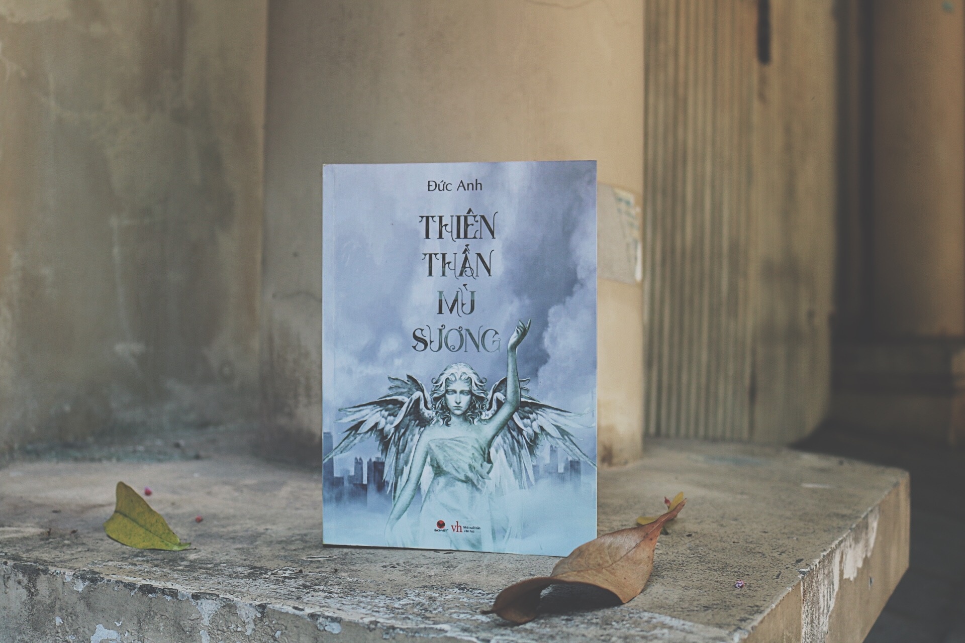 Review Thien than mu suong anh 1