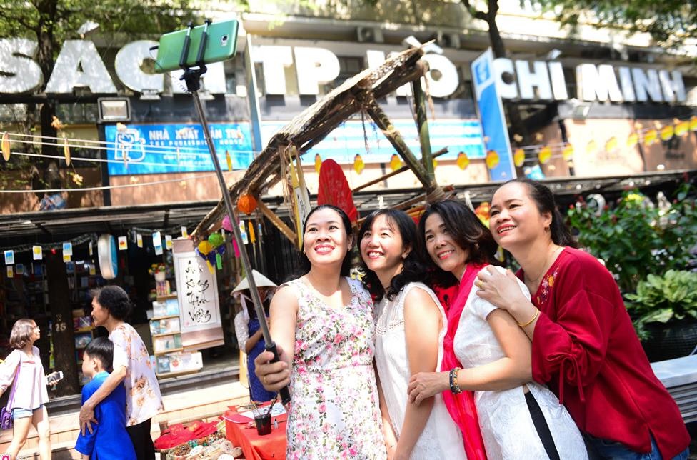 Duong sach TP.HCM thu hon 10 ty dong trong quy 3 hinh anh