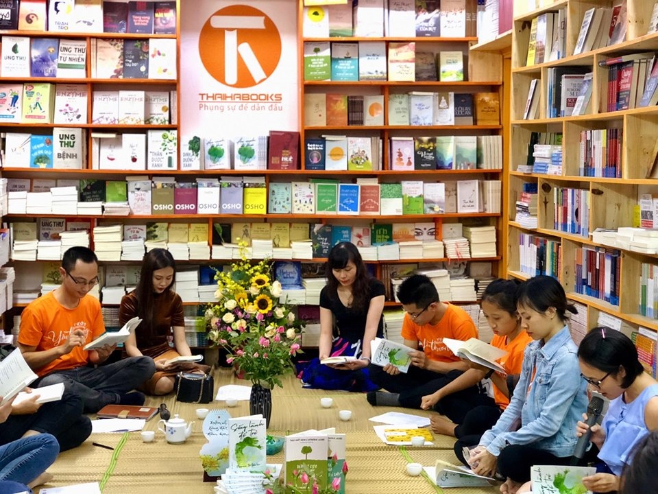 12 nam cung nhau doc sach cua Vuon yeu thuong hinh anh