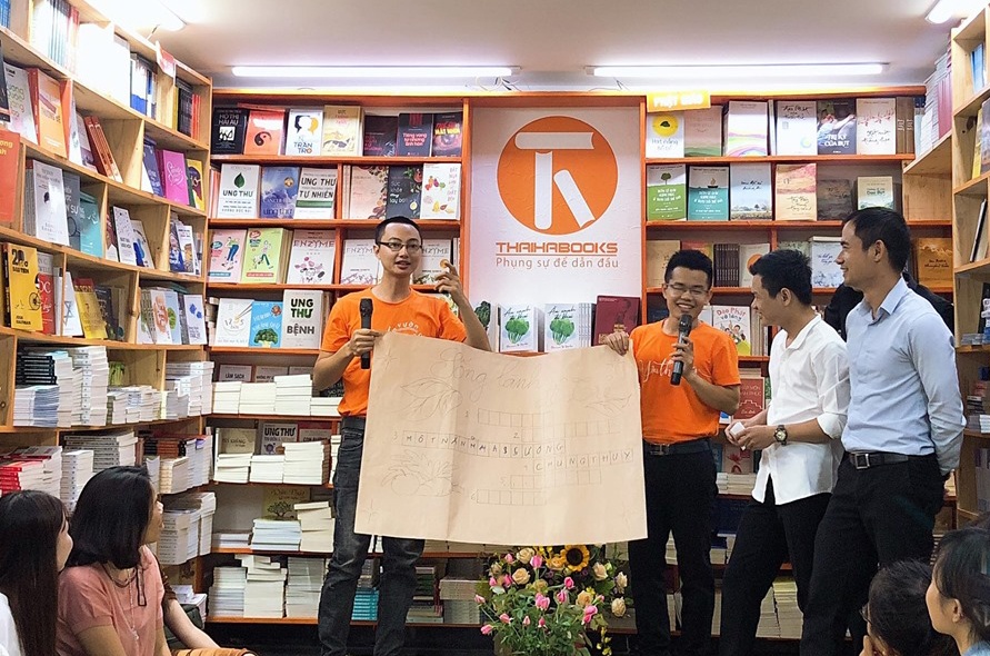 Câu lạc bộ Yêu sách Thái Hà ảnh 3 Cau lac bo Yeu sach Thai Ha anh 3