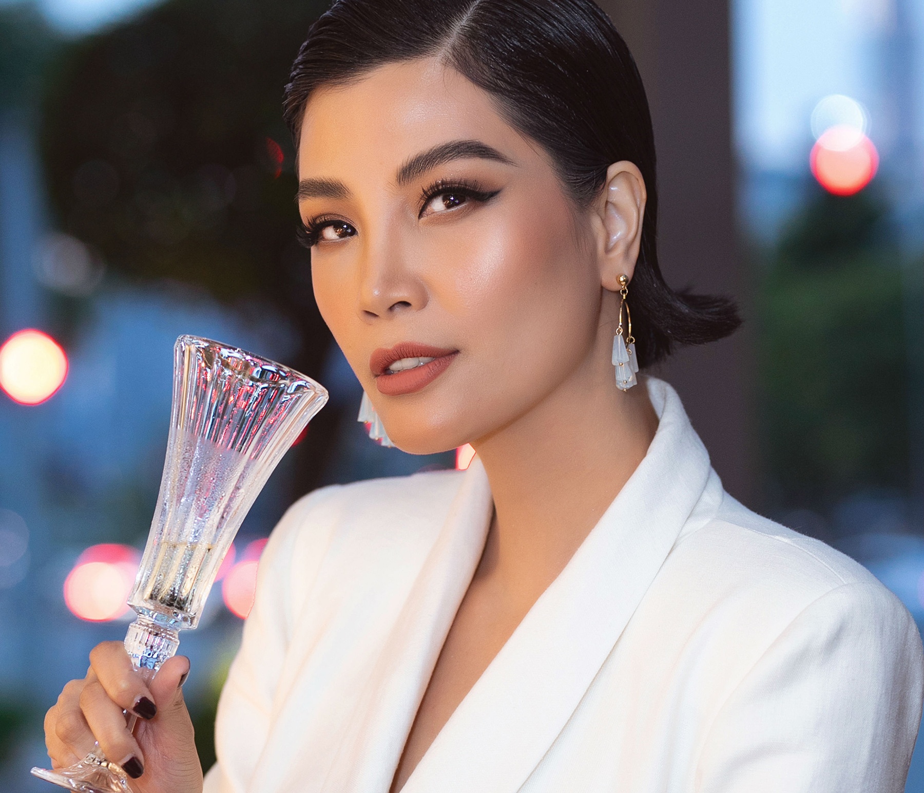 Tự truyện Vũ Cẩm Nhung ảnh 3 Tu truyen Vu Cam Nhung anh 3