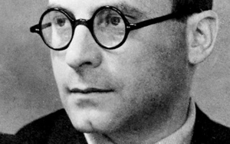 Review "Lu khach va coi trang" anh 3