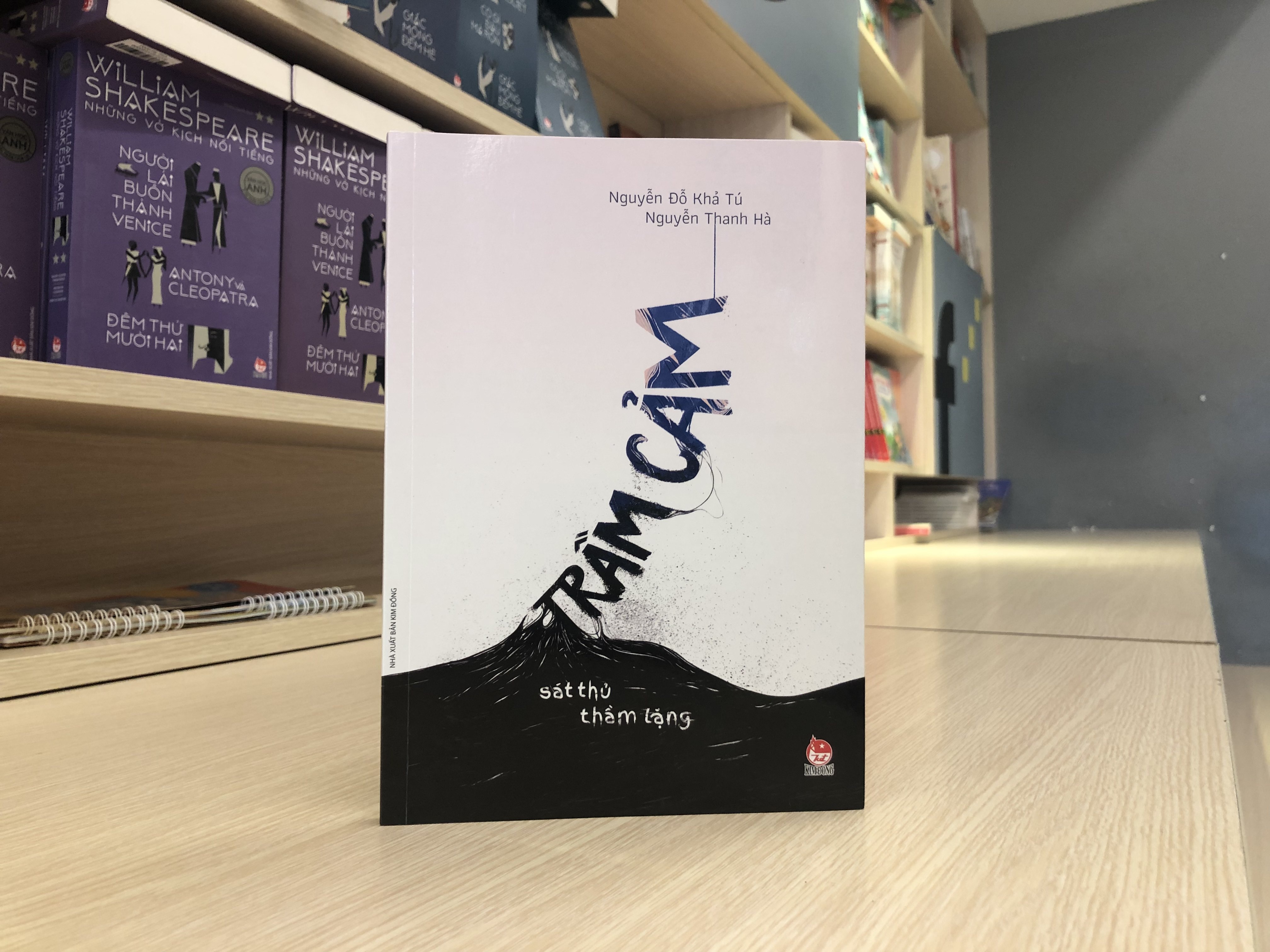 Review sach Tram cam - Sat thu tham lang anh 2