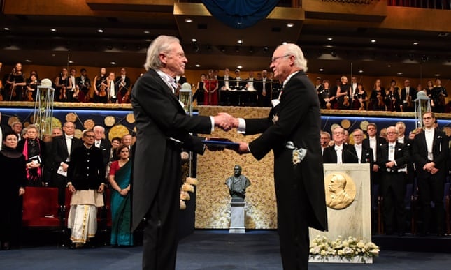 Giai Nobel cho Handke bi phan doi anh 1