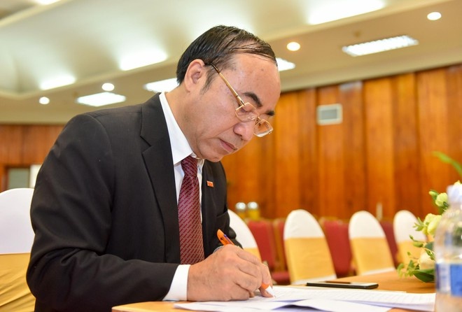 Quy trinh cham Giai Sach Quoc gia anh 1