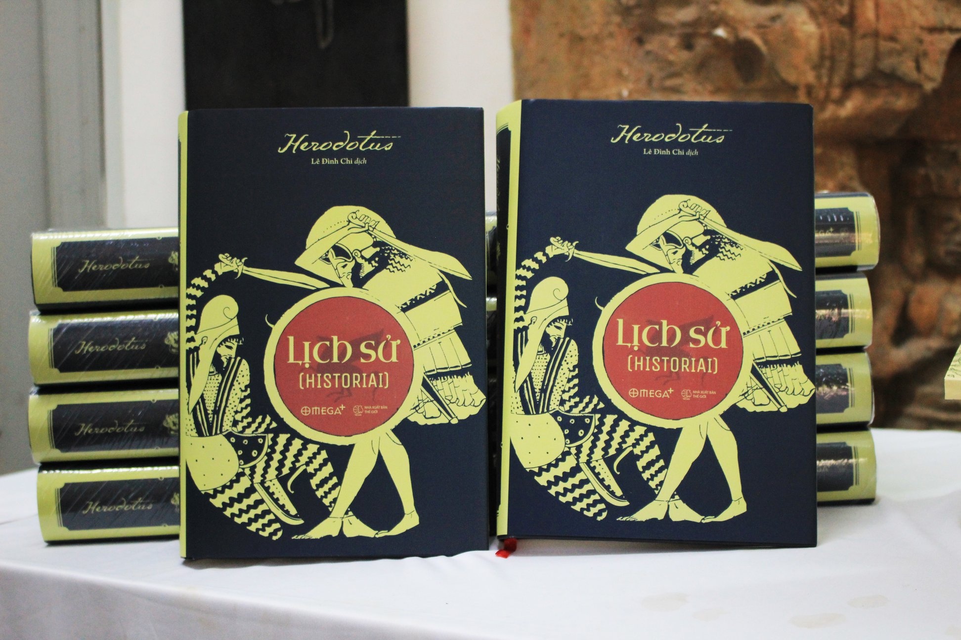 10 cuon sach noi bat cua Omega Plus nam 2019 hinh anh