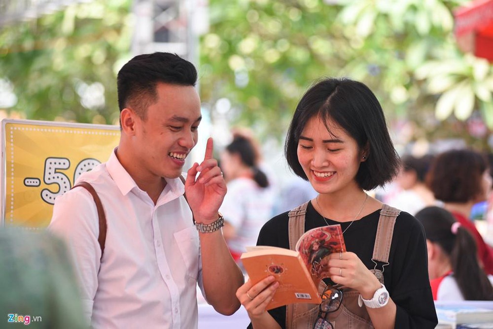 Nam 2019, xuat ban 400 trieu ban sach, doanh thu 2.600 ty dong hinh anh