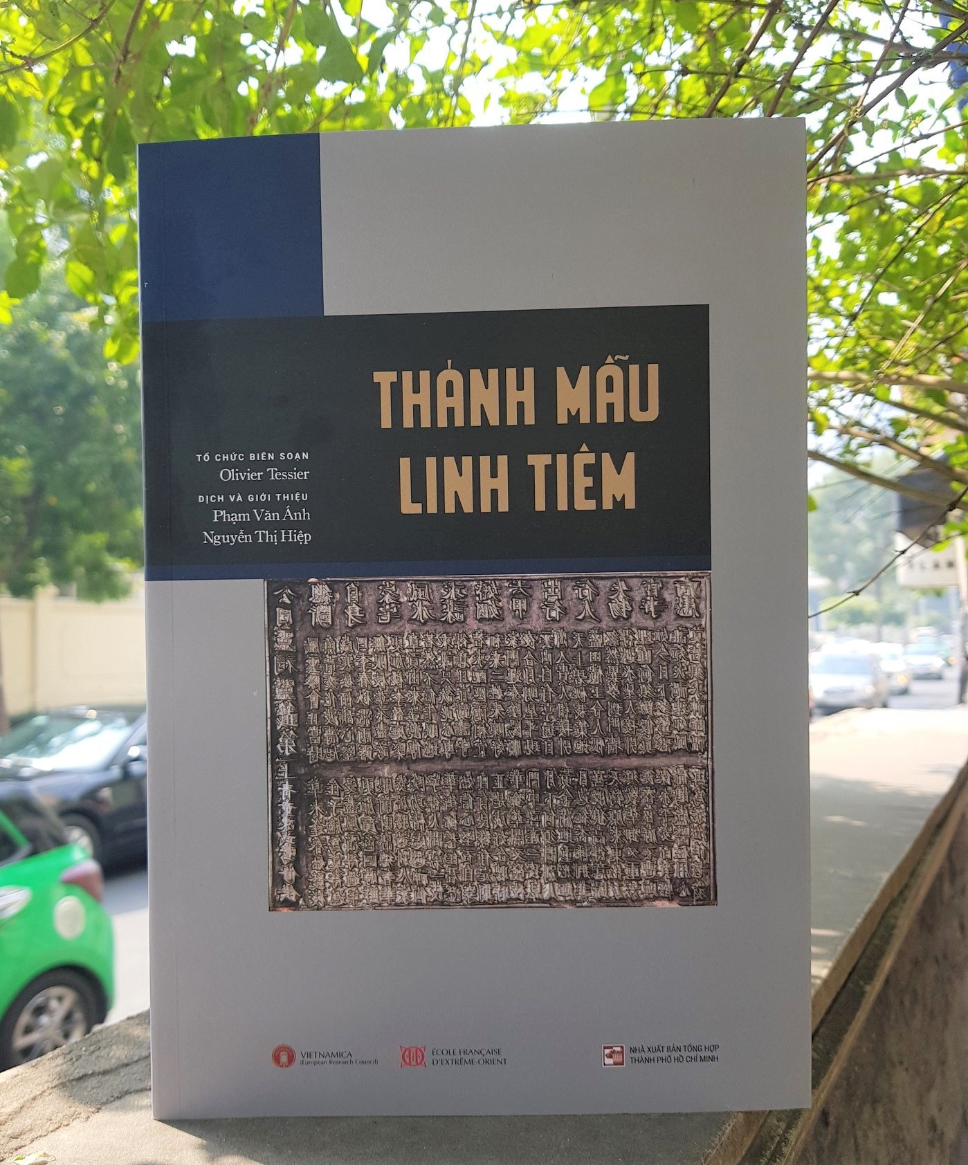 Sach ve dao Mau anh 4