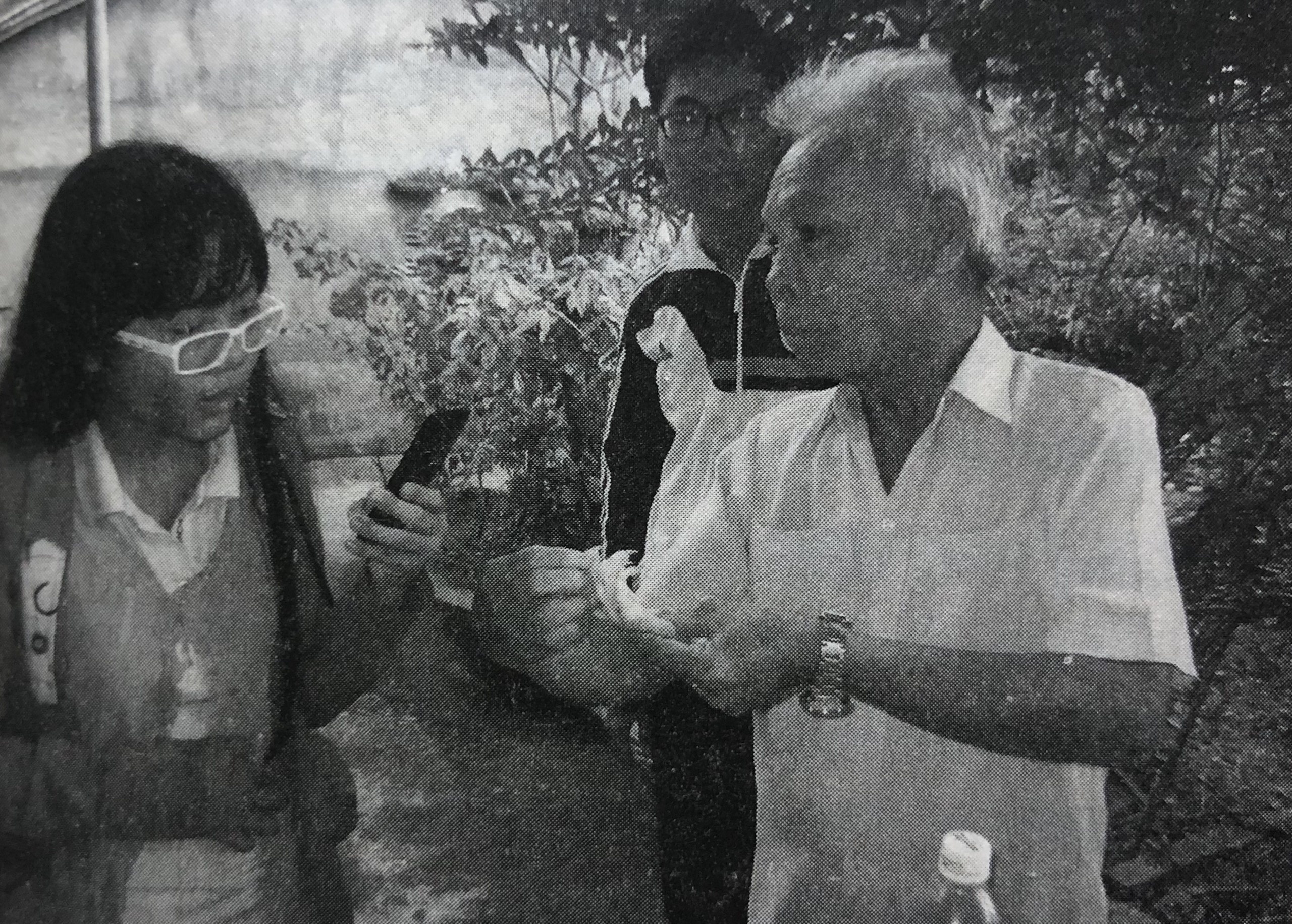 Tuc xem chan ga ngay Tet anh 1