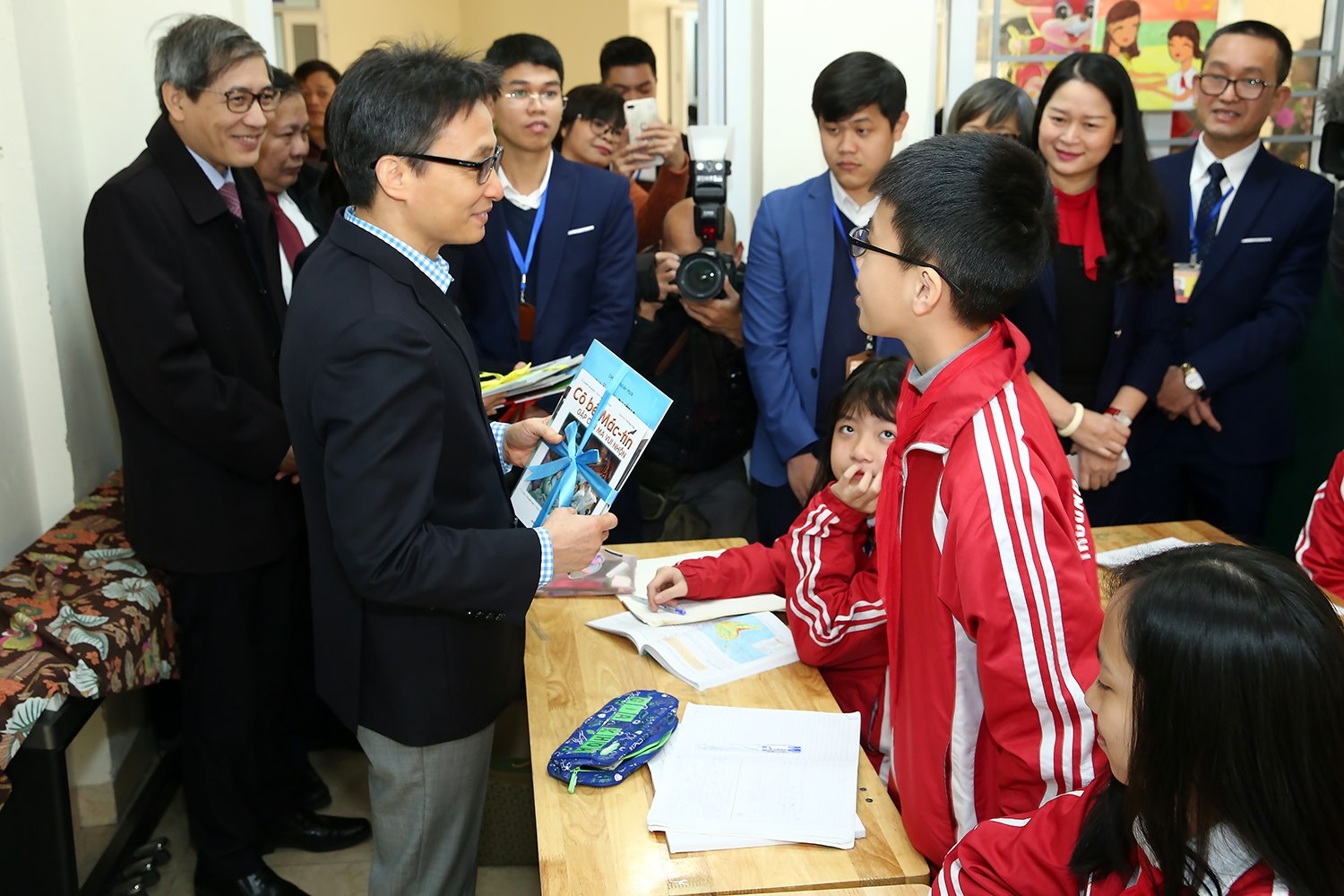 Pho thu tuong mung tuoi sach anh 1