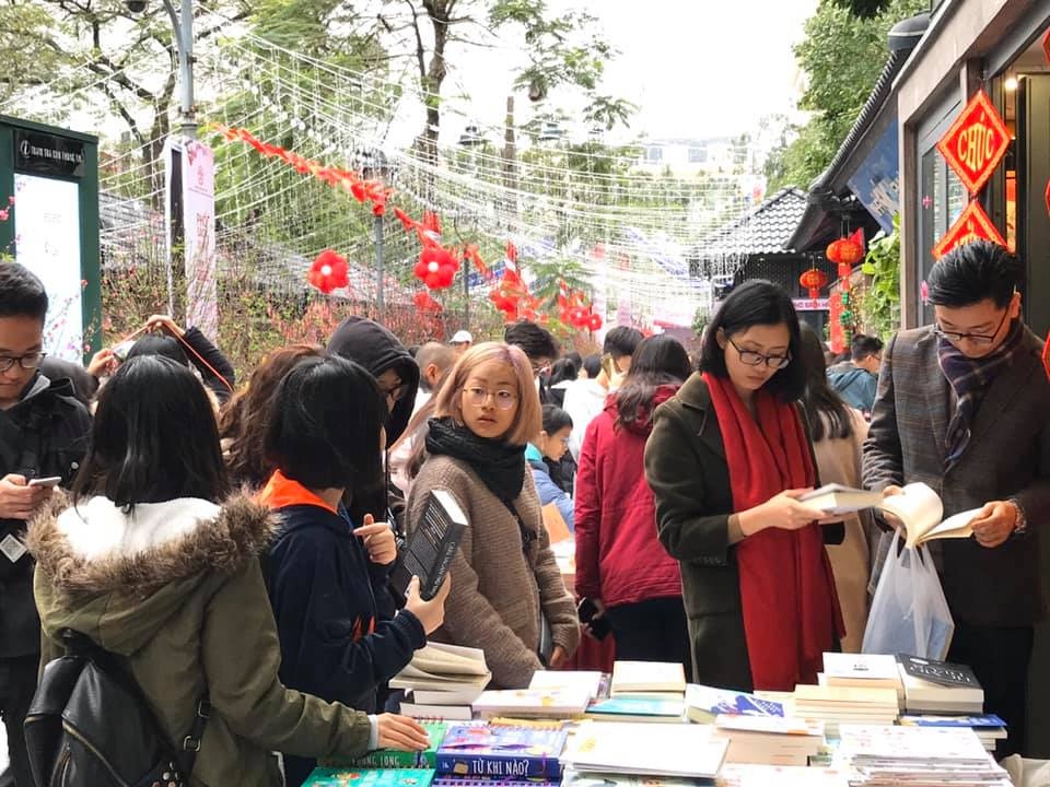 Pho sach nhon nhip dau nam anh 1