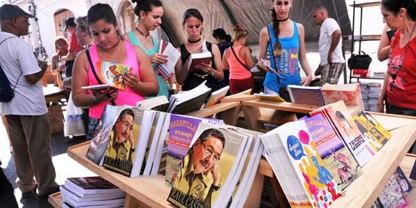 Viet Nam to chuc hop bao tai Hoi sach Quoc te La Habana hinh anh